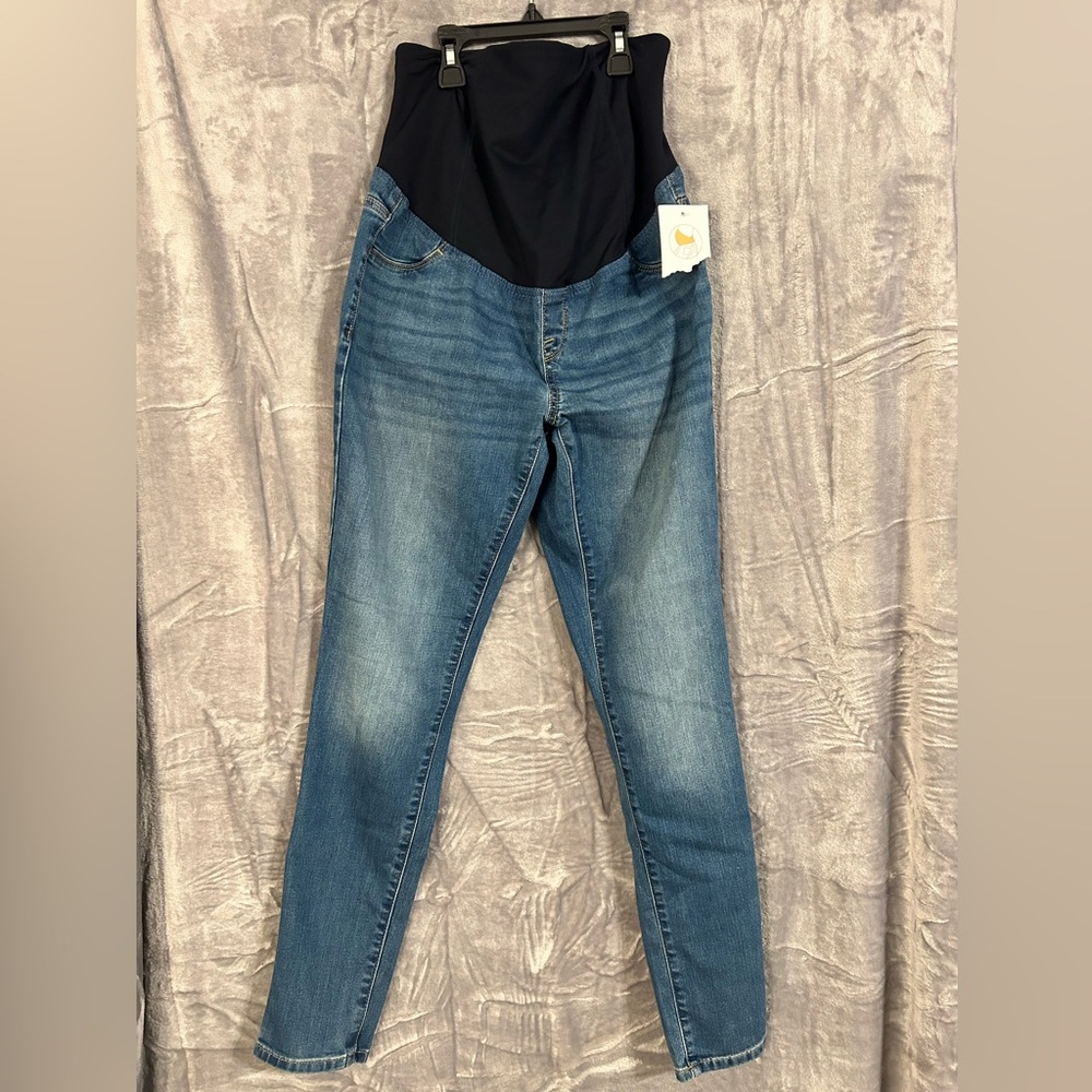 NWT Isabel Maternity Jean Pull On Jegging Over Belly Size 6